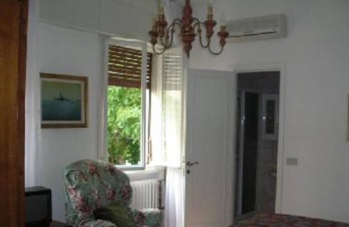 Santa Maria in Stelle Apartment | Lido Venice: In Venice Lido, Central restored stately home