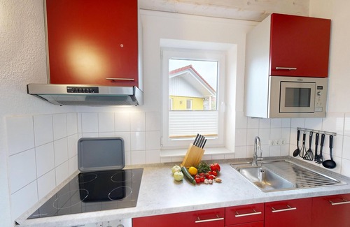 Pelzerhaken House | Liebevoll Eingerichtetes 6-personen Ferienhaus mit Kamin & Sauna in Strandnähe