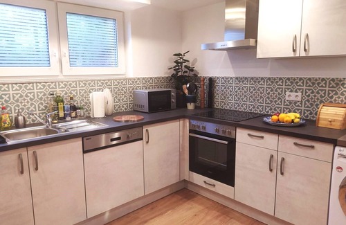 Mimberg Apartment | Liebevoll Eingerichtete Ferienwohnung mit Outdoorwhirlpool und Swimmingpool