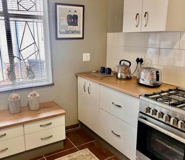 Vredefort Villa | Lielies Guesthouse
