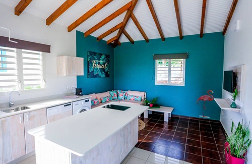 Sainte-Anne Cottage | - Life in pink -