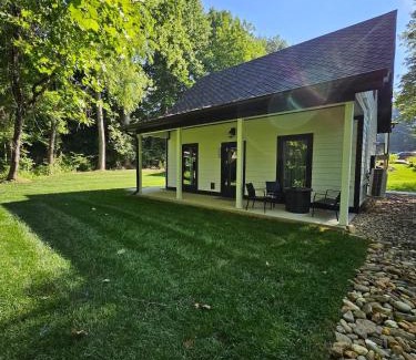 Brevard House | Life's Good Friends Retreat