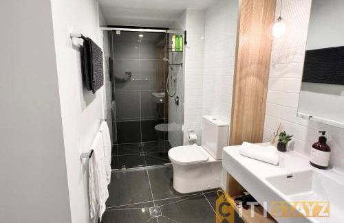 City East Apartment | Light & Lovely in Canberra's CBD - 1BR Apt w/Carsp