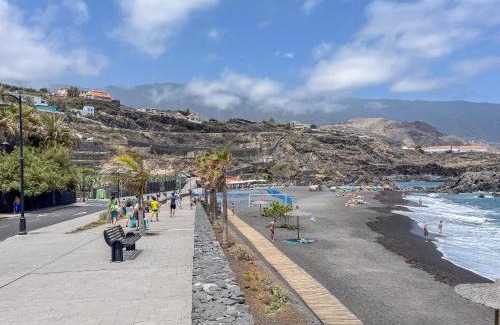 Brena Baja Apartment | Lightbooking playa de Los Cancajos La Palma