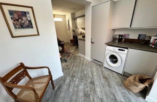 West Bridgford House | Lighthouse
