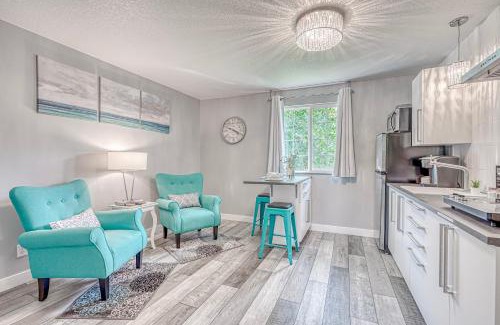 Waterloo Hotel | Lighthouse Kitchen Suites near Auburn Waterloo I-69 Exit 334