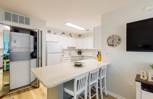 Caine Woods Apartment | Lighthouse Point Villas Unit 3