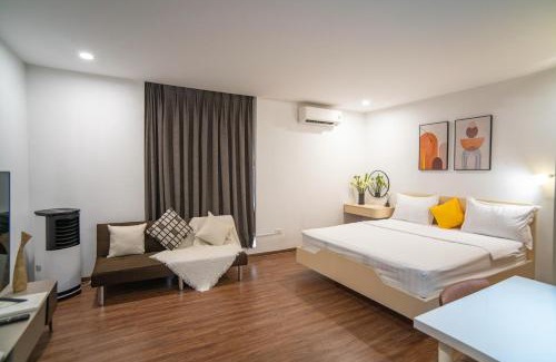 Long Bien House | LiJu's House - Access to Hanoi Centre, Full Kitchen