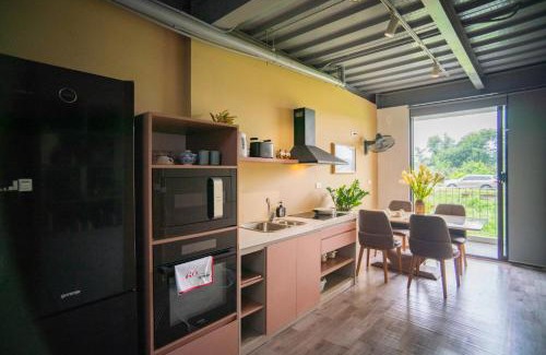 Long Bien House | LiJu's House - Access to Hanoi Centre, Full Kitchen