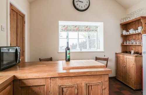 Malvern Cottage | Lilac Cottage