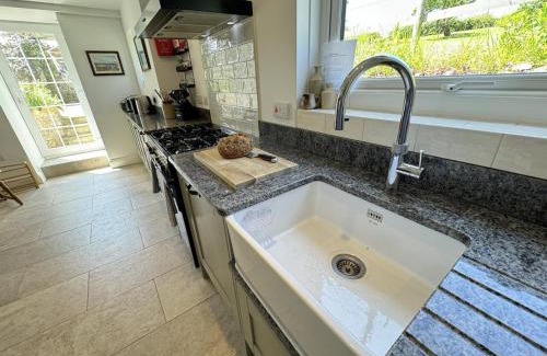 Port-Eynon House | Lilac House