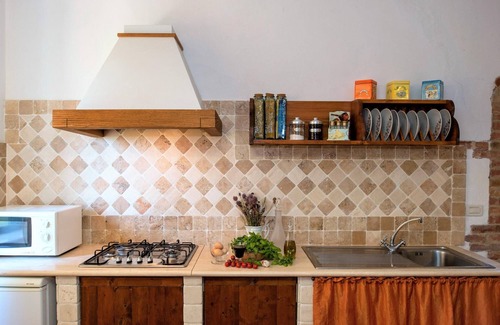 Bollano Apartment | Lillarosa is Your Agritourism Close to Siena