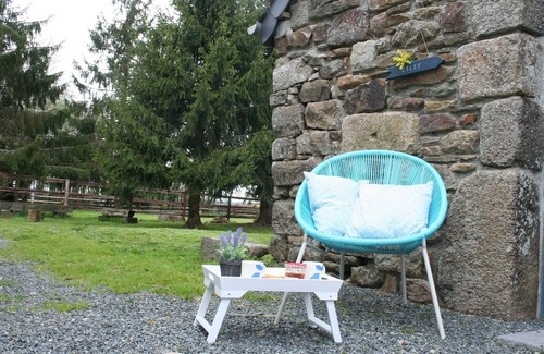 Callac House | Lilly, adorable little stone house for 3 people.