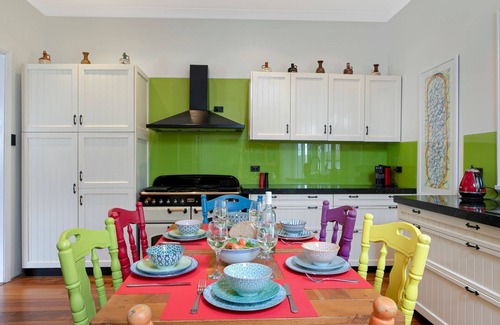 Stanwell Park House | Lilly Pilly Arthouse– Stay 3 Pay 2