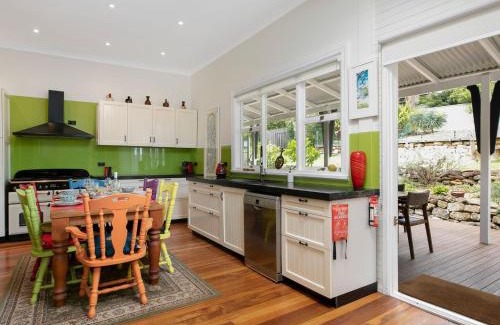 Stanwell Park House | Lilly Pilly Arthouse