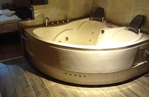 Arnavutkoy Hotel | Lily Airport Otel