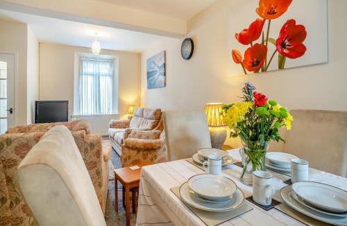 Gorseinon House | Lime House