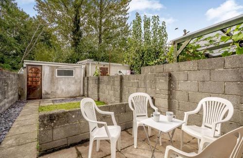 Gorseinon House | Lime House