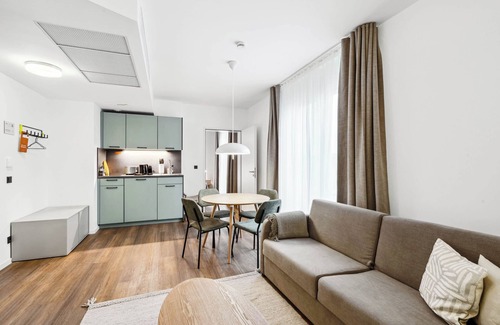 West Berlin Centre Apartment | Limehome Berlin Sybelstraße