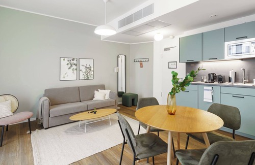 West Berlin Centre Apartment | Limehome Berlin Sybelstraße