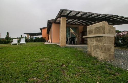 Cecina Apartment | Limonaia , one-bedroom terraced house