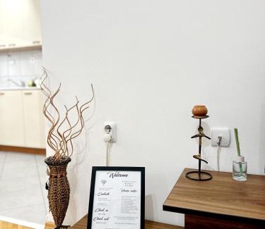 Centar Apartment | Lina's Apartment -Modern & Cozy Central Skopje