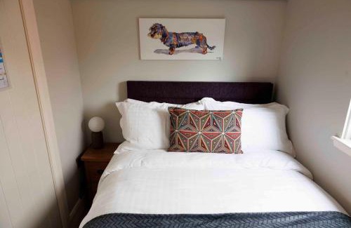Lincoln Apartment | Lincoln Floating Holidays