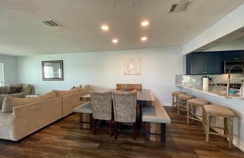 April Sound House | Linda's Lake House Waterfront Home on Lake Conroe