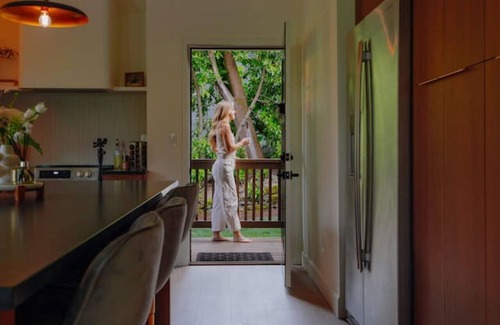 Seattle House | Linden & Lake by Stay in Nest - Newly Renovated