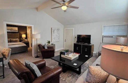 Somerset Other | Linebarier Vineyards