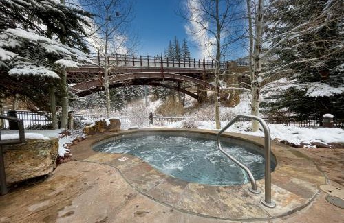 Vail Ski Chalet | Lion Square Lodge South 750
