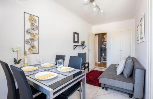 Lisbon Old Town Apartment | Lisbon Relax Pool Apartment - Free Parking Garage