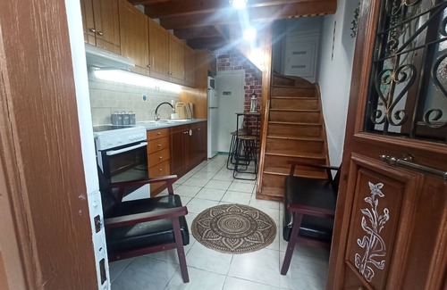 Plomari Cottage | Little Angelo's Cottage