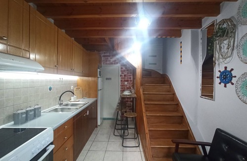 Plomari Cottage | Little Angelo's Cottage