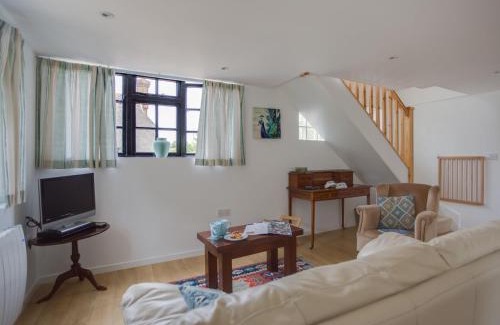 Milborne Saint Andrew House | Little England Cottage