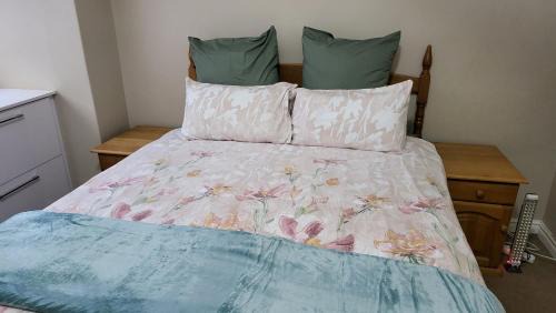 Waterfall House | Little Germany