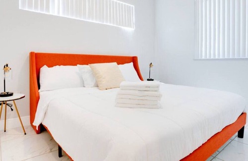 Coral Way Apartment | Little Havana Pristine Townhouse with free parking