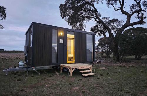Balliang House | Little Haven Cottage X by Tiny Away