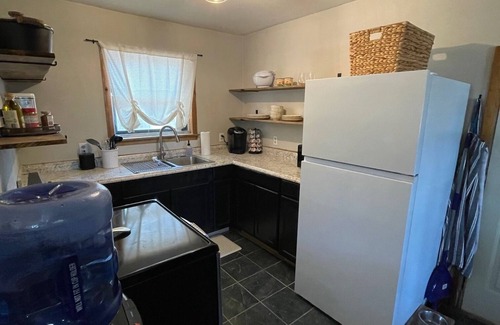 Eufaula House | Little Lakeside Retreat *BOAT RAMP ACCESS*