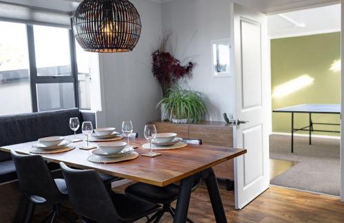 Hokitika House | Little Luxe On Revell