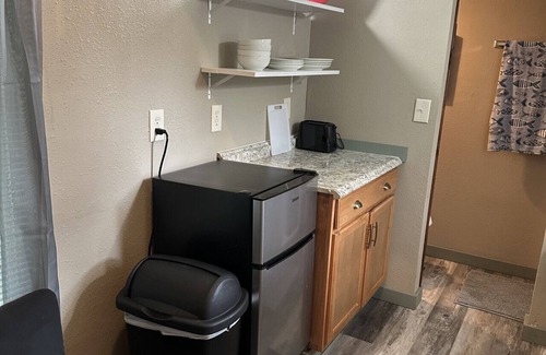 Umatilla Cabin | Little Minnow (Waterfront Tiny Home)