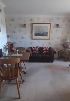 Malborough Bed & Breakfast | Little Orchard House