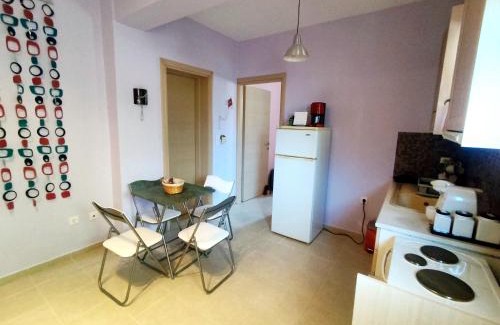 Kontos Apartment | Little pomegranate apartment