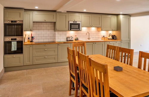 Little Rissington House | Little Rissington - Barn Six by Interhome