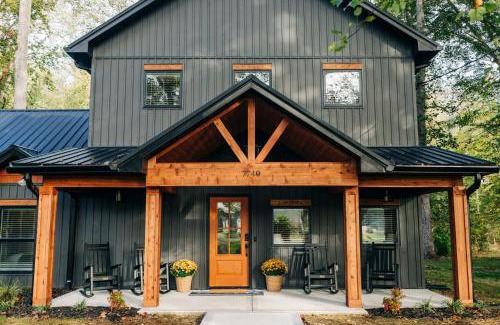 Townsend House | Little River Retreat