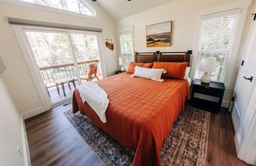 Townsend House | Little River Retreat