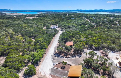 Canyon Lake House | Little Rosa