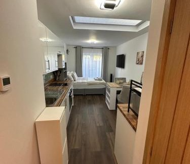 Trumpington Apartment | Little side house in Cambridge