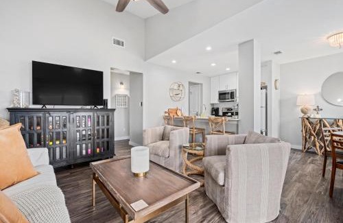 Harbor Oaks Apartment | Littles Toasty Coasty 2
