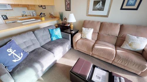 Hillcrest House | Live Blissfully